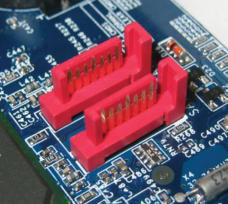 ports-SATA-motherboard.webp